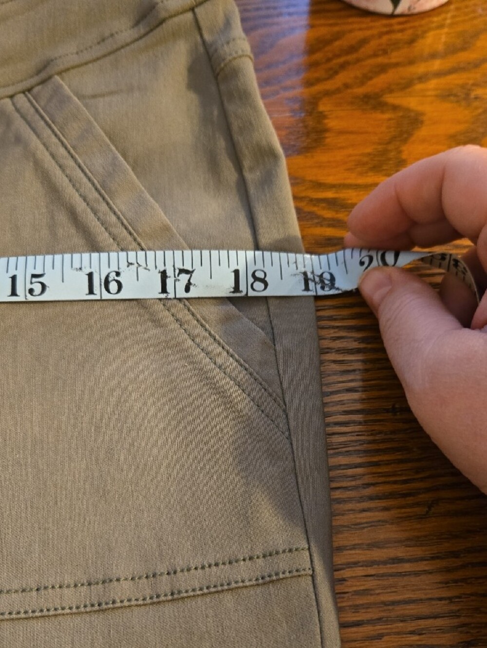 Soho Olive Cropped Pull-On Pants - Picture 5 of 6